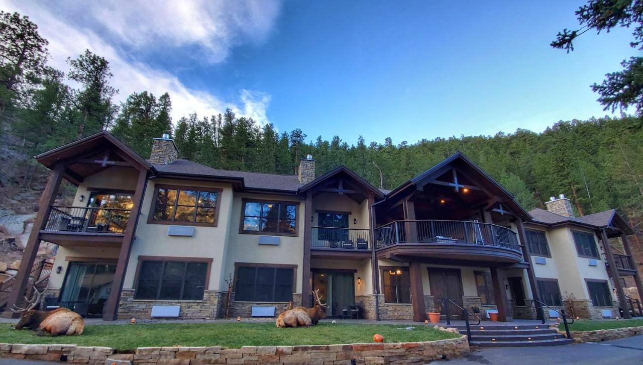 The Inn On Fall River & Fall River Cabins Эстес Парк Экстерьер фото
