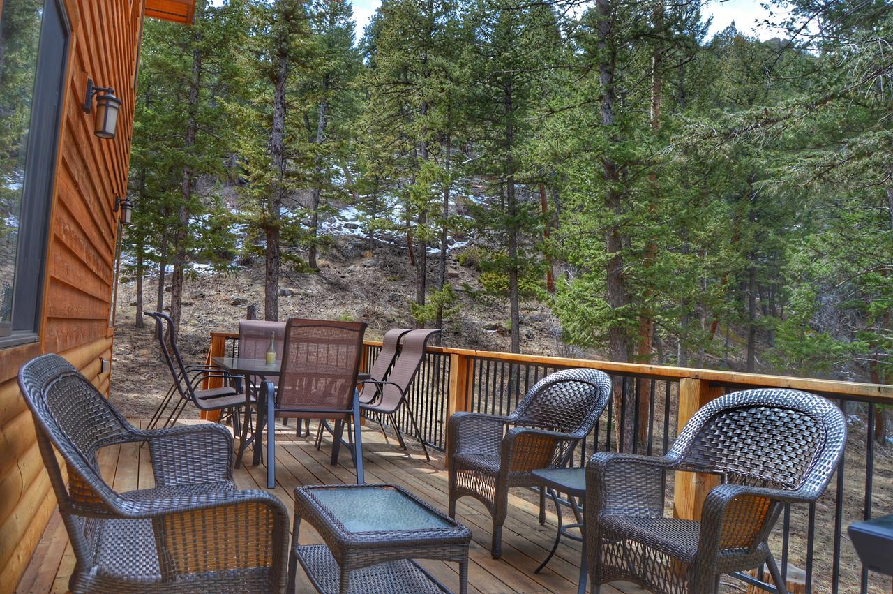 The Inn On Fall River & Fall River Cabins Эстес Парк Экстерьер фото