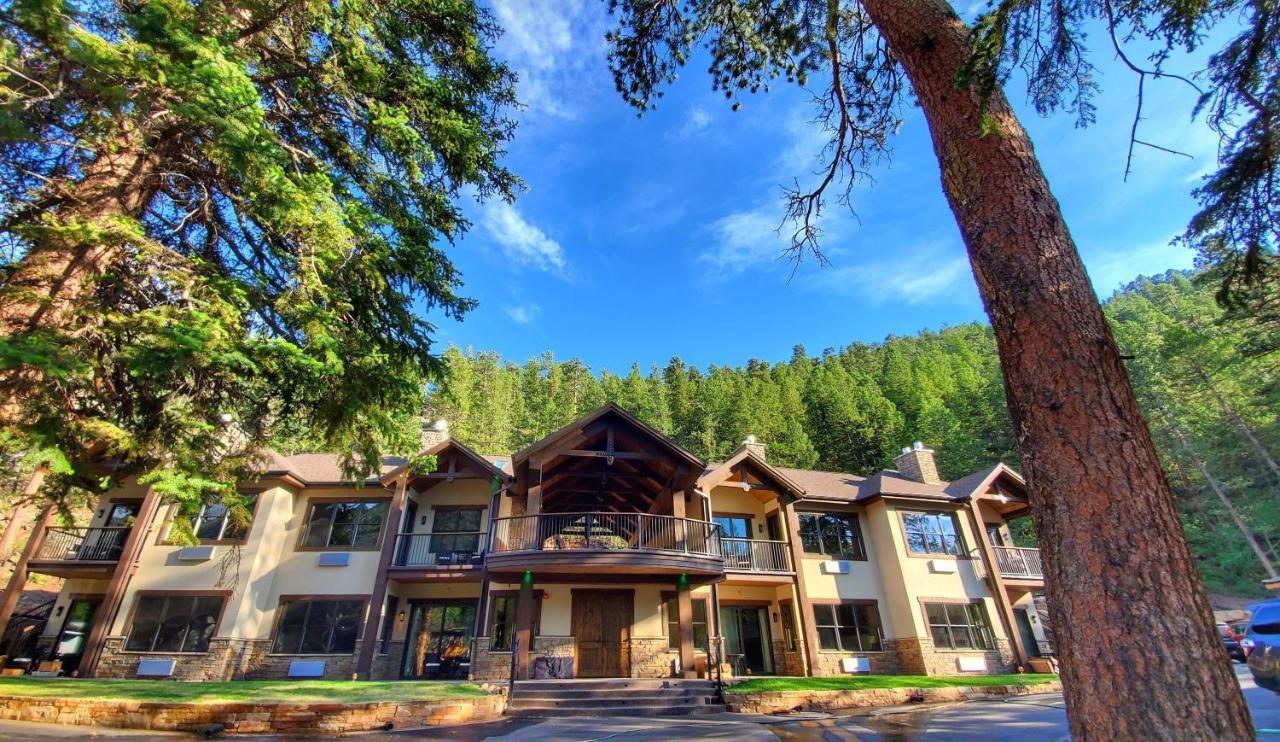 The Inn On Fall River & Fall River Cabins Эстес Парк Экстерьер фото
